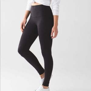 Lululemon wunder under high rise